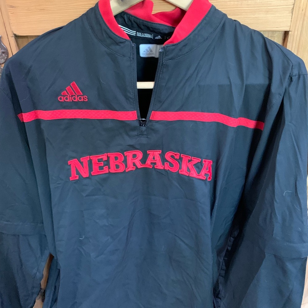 Nebraska Cornhuskers Adidas windbreaker with detachable sleeves